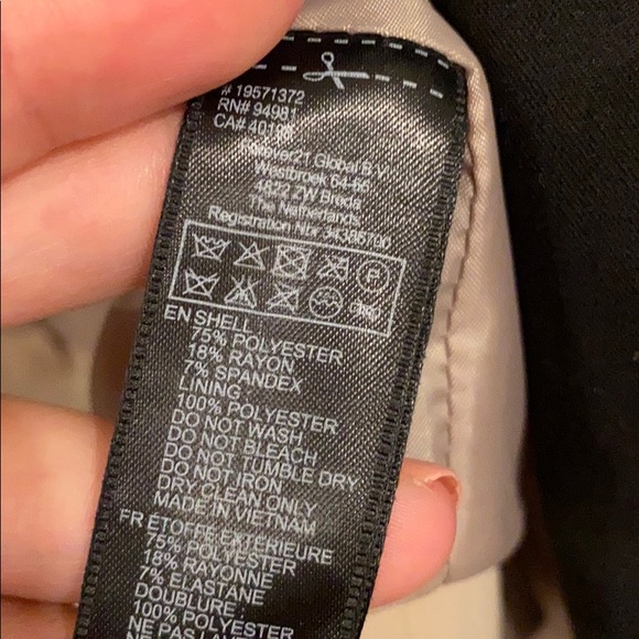 Forever 21 Color Block Tan and Black Blazer Women’s Size L - Picture 6 of 7